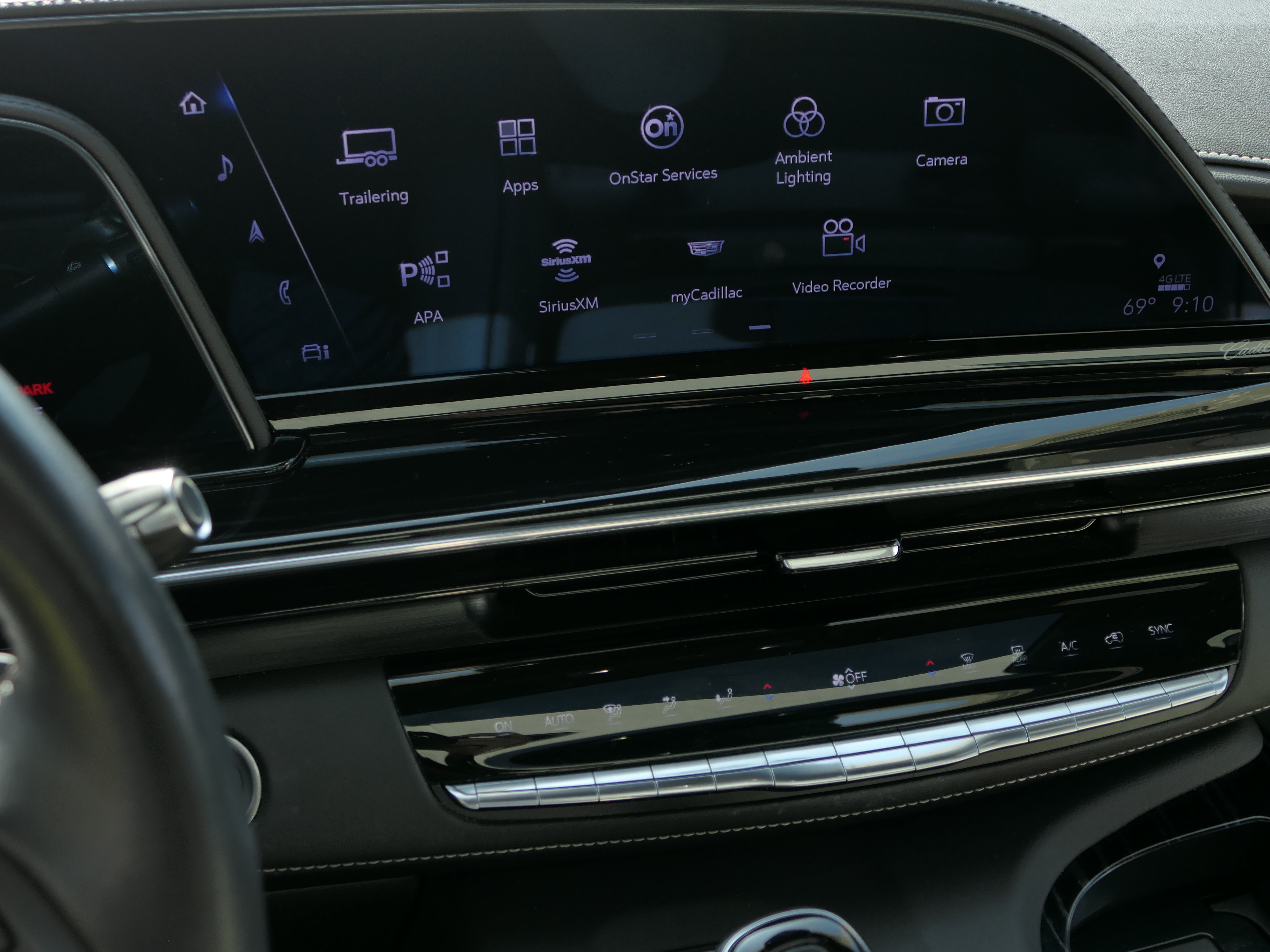 Certified 2023 Cadillac Escalade Sport AWD/4WD image 20