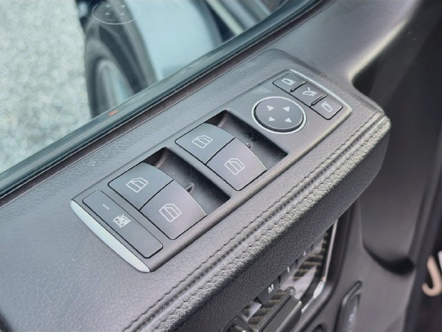 Used 2016 Mercedes-Benz G 63 AMG 4MATIC image 18