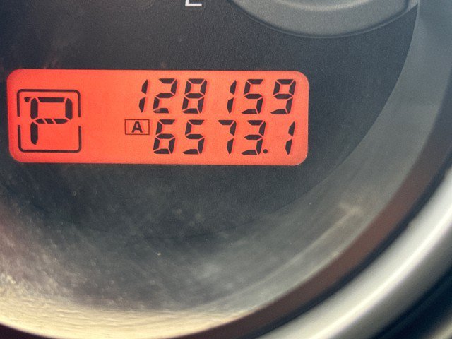 Used 2012 Nissan Versa 1.8 S FWD image 11