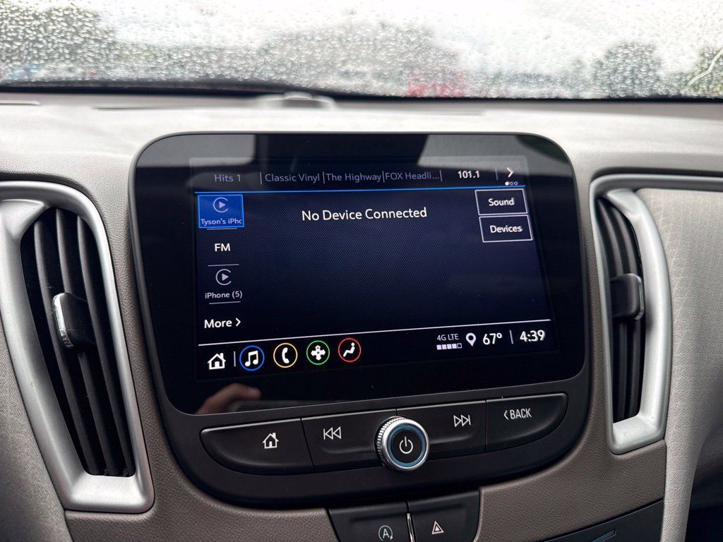 Used 2024 Chevrolet Malibu LT FWD image 20