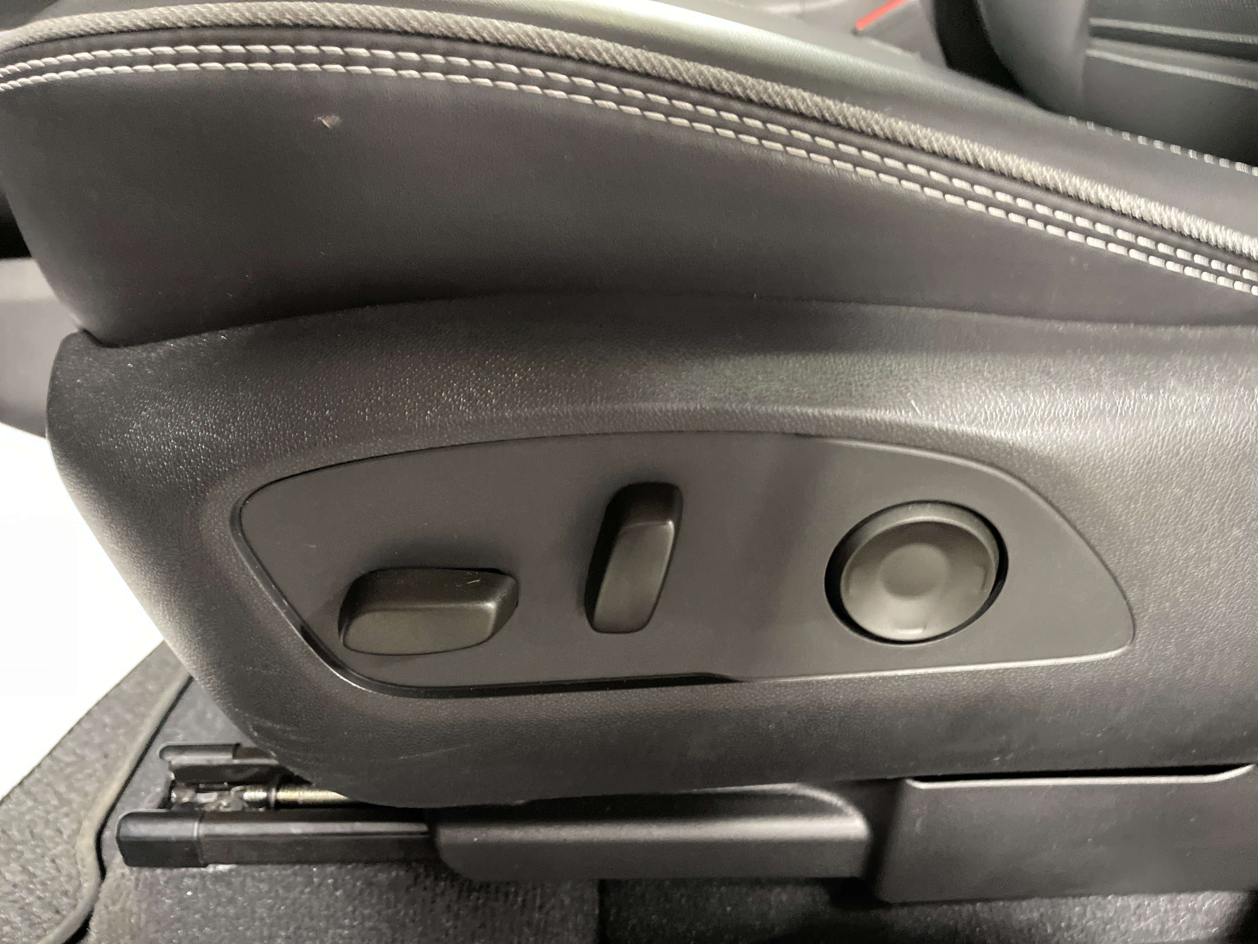 New 2025 GMC Sierra EV Denali image 14