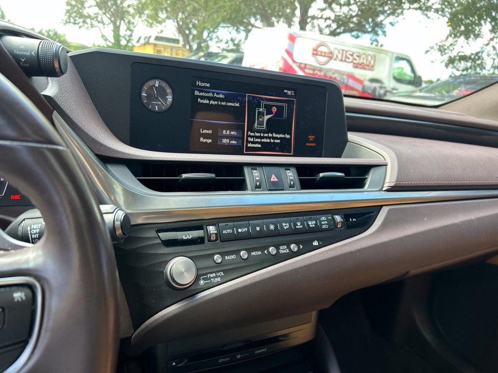 Used 2021 Lexus ES 350 w/ Accessory Package FWD image 31