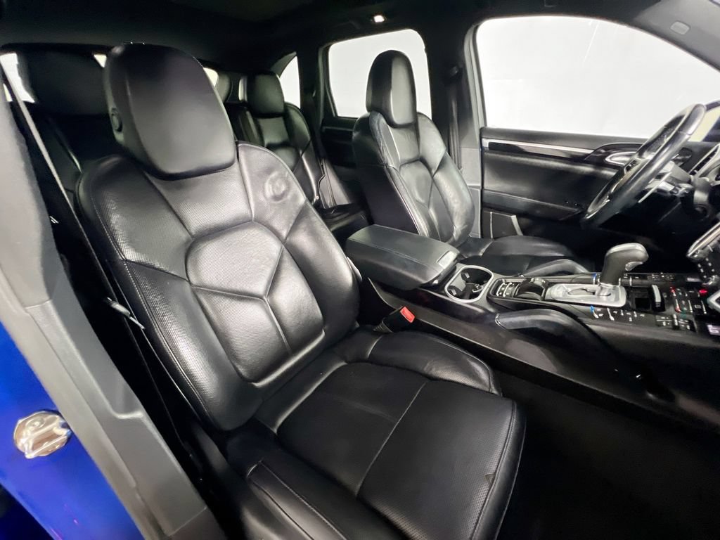Used 2017 Porsche Cayenne S AWD/4WD image 19
