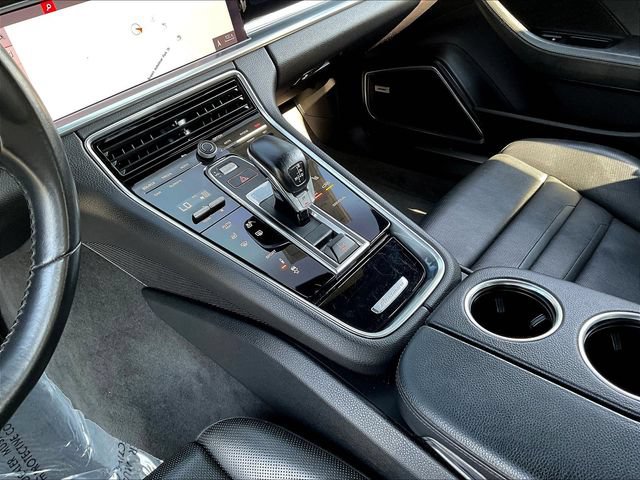 Used 2021 Porsche Panamera RWD image 19