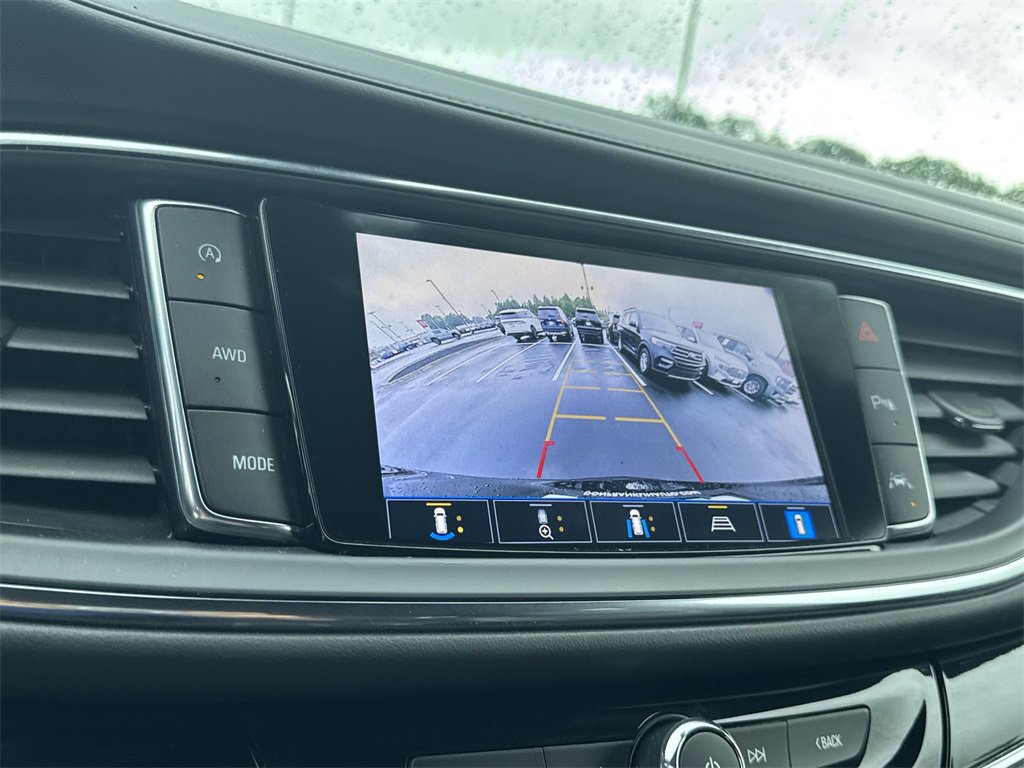 Used 2022 Buick Enclave Avenir w/ Avenir Technology Package image 23
