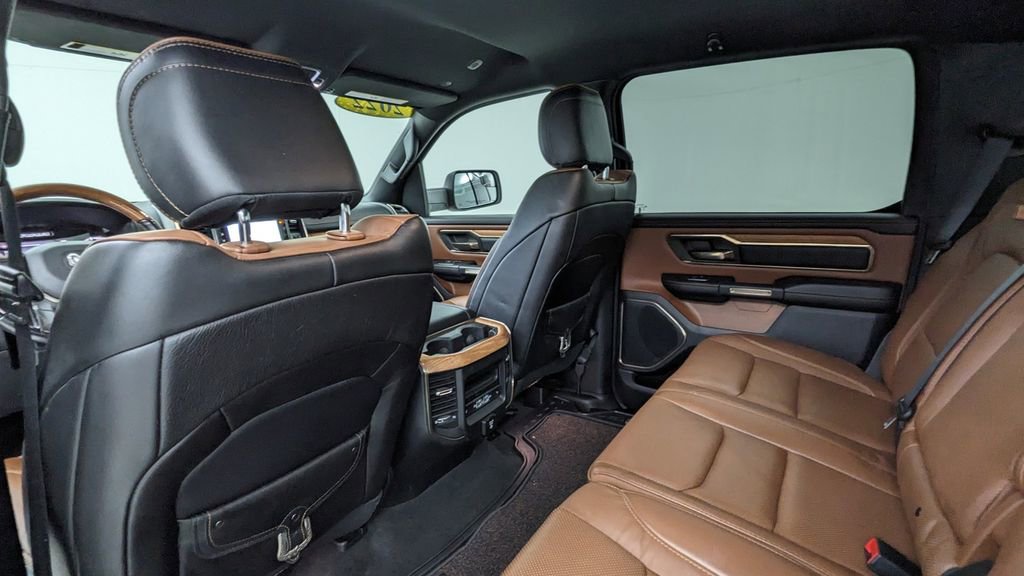 Used 2022 RAM 1500 Limited w/ Body Color Bumper Group AWD/4WD image 32