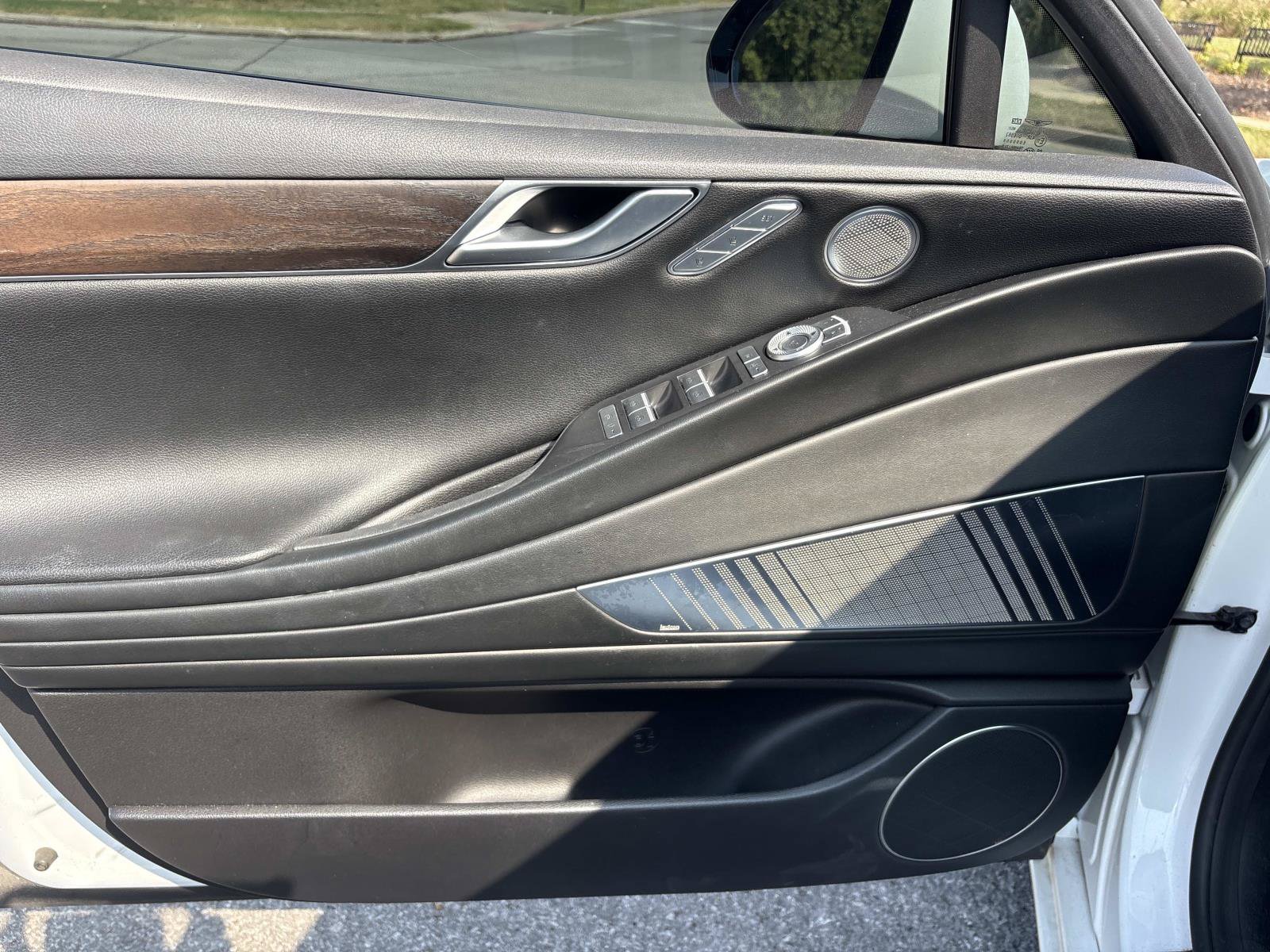 Used 2021 Genesis G80 3.5T RWD image 12