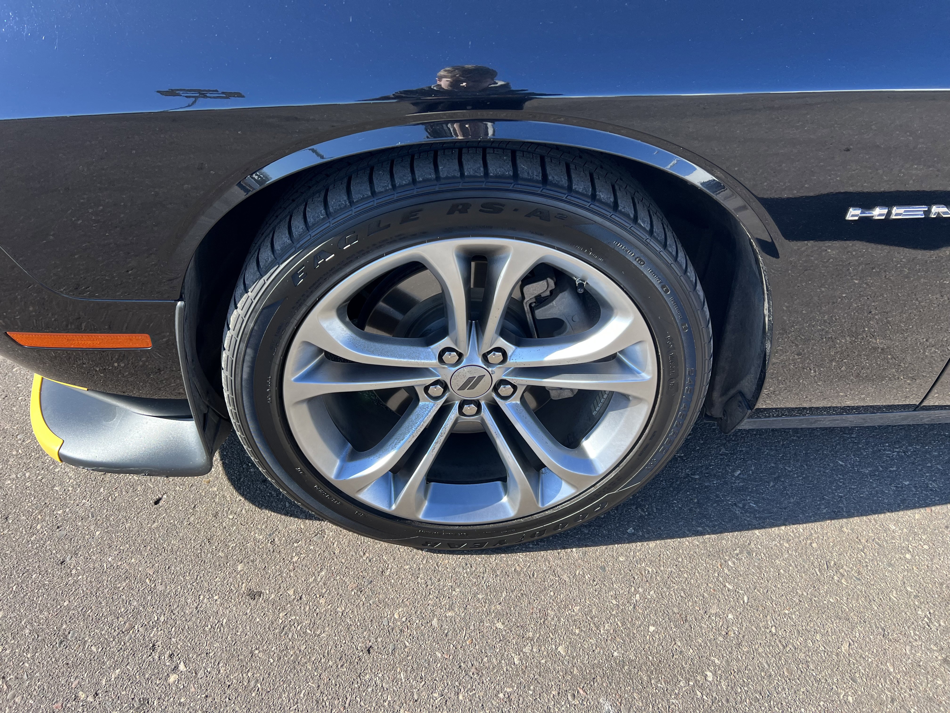 Used 2022 Dodge Challenger R/T image 4