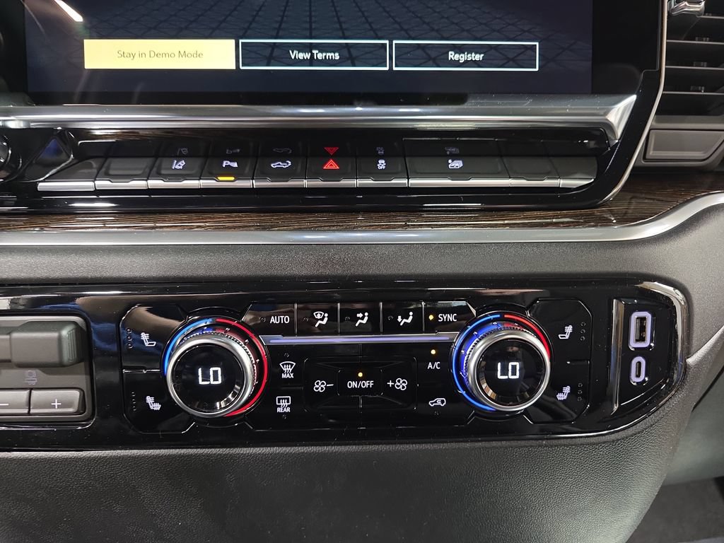New 2026 GMC Sierra 3500 SLE AWD/4WD image 17