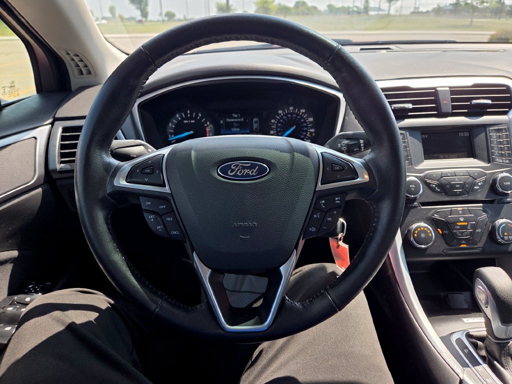Used 2016 Ford Fusion SE w/ Equipment Group 201A FWD image 11