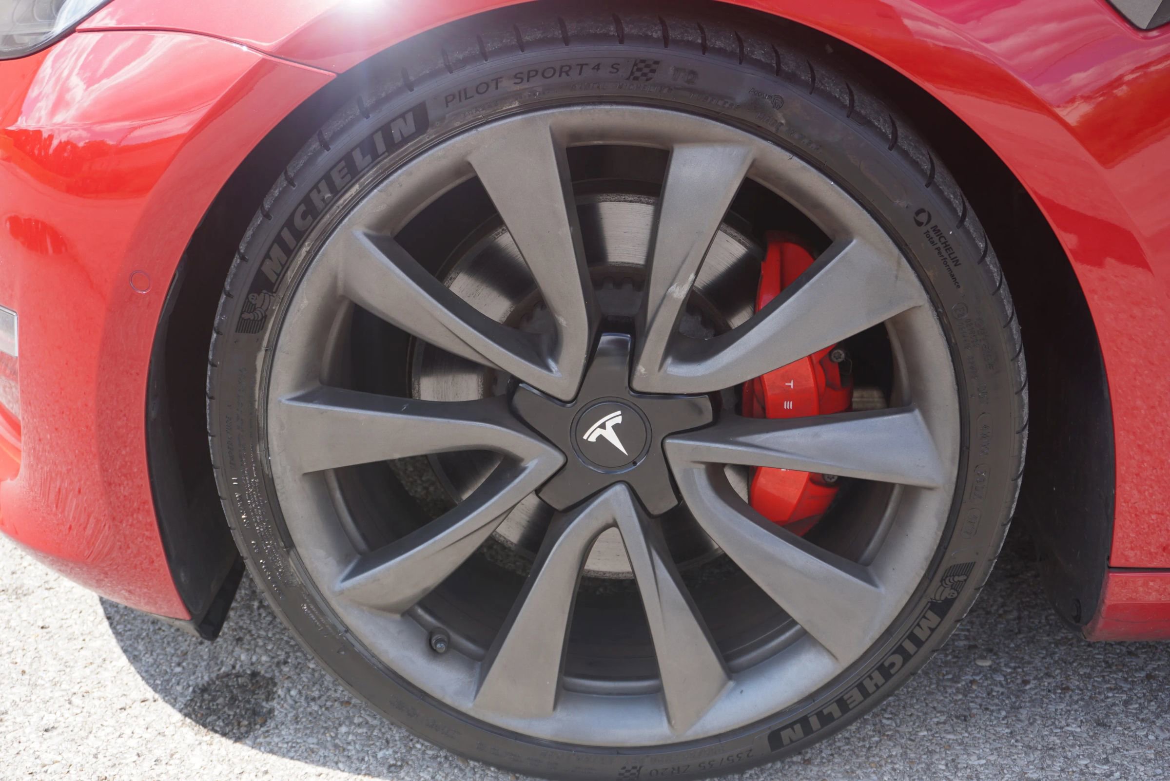Used 2018 Tesla Model 3 Long Range image 10