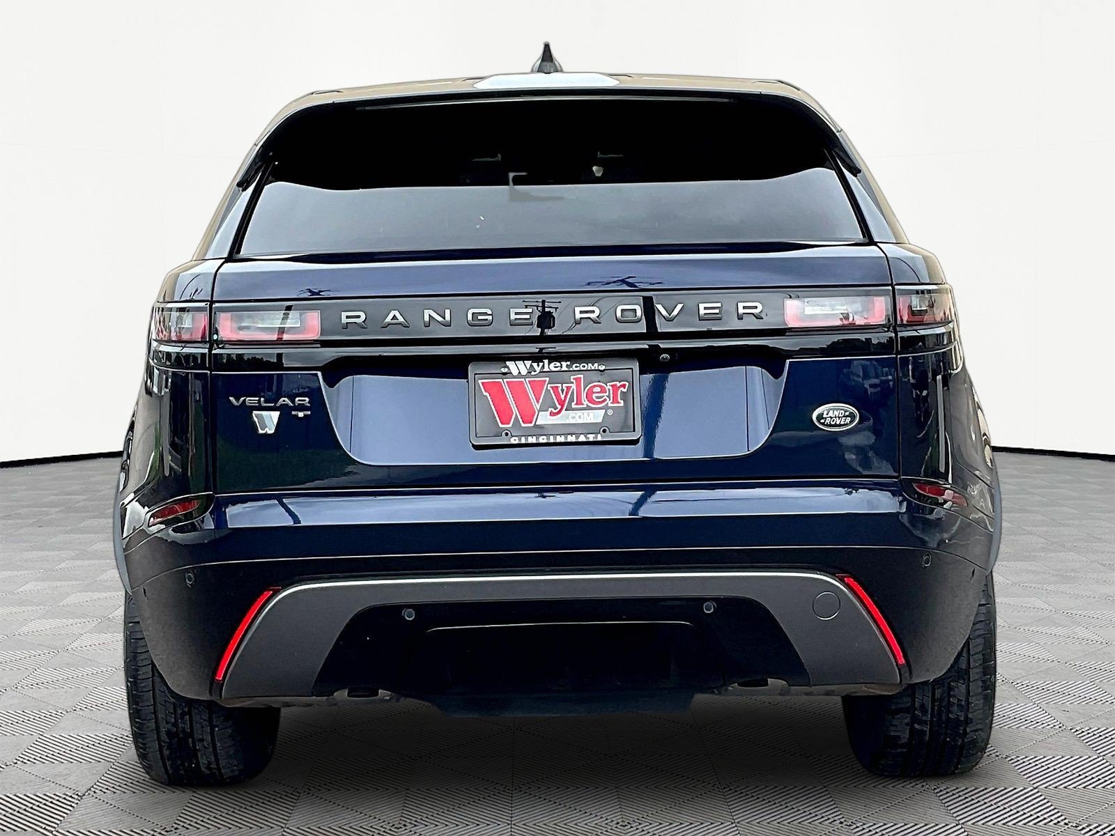 Used 2021 Land Rover Range Rover Velar R-Dynamic S AWD/4WD image 5