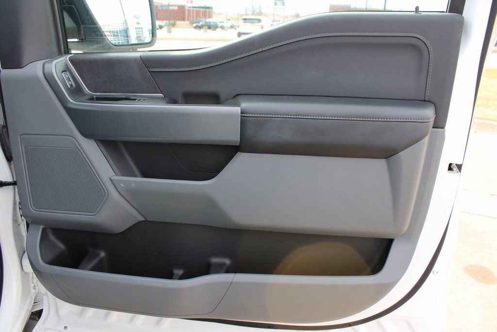 Used 2024 Ford F150 XLT w/ Tow/Haul Package image 38