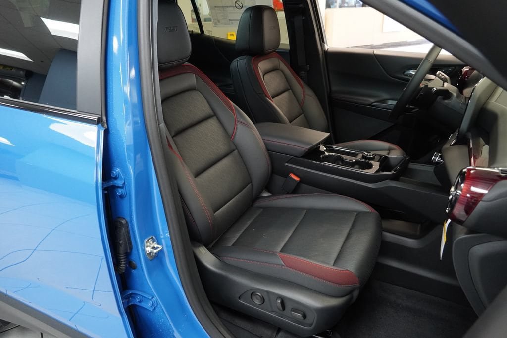 New 2027 Chevrolet Equinox RS w/ Convenience Package III AWD/4WD image 24