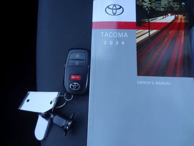Used 2024 Toyota Tacoma TRD Off-Road AWD/4WD image 32