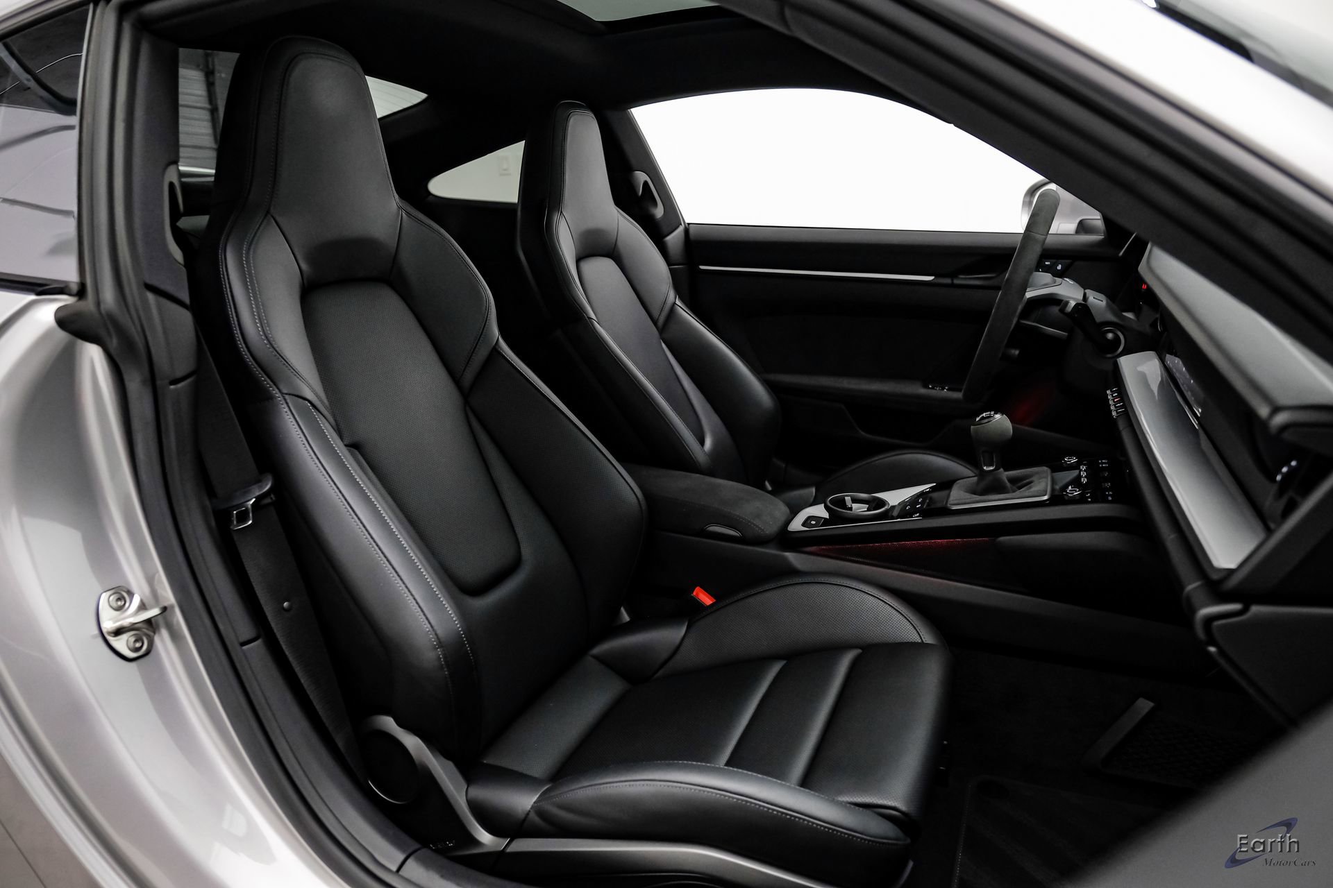 Used 2024 Porsche 911 Carrera GTS RWD image 54