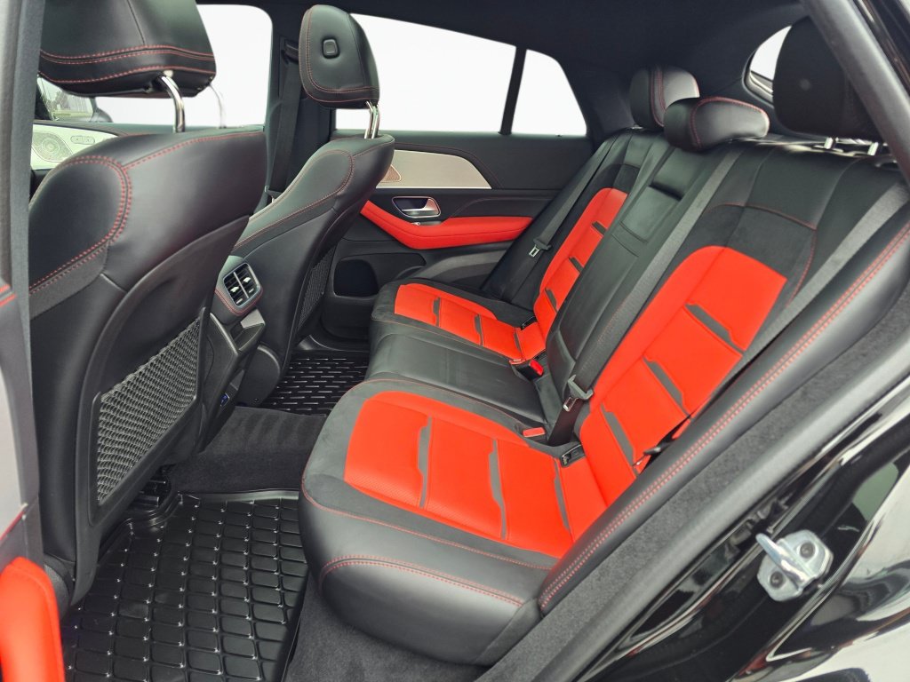 Used 2024 Mercedes-Benz GLE 53 AMG 4MATIC Coupe image 18