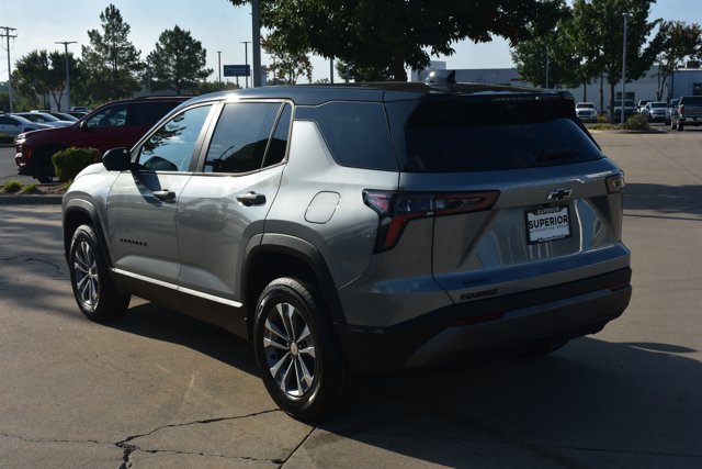 New 2027 Chevrolet Equinox LT w/ Safety and Technology Package FWD image 7