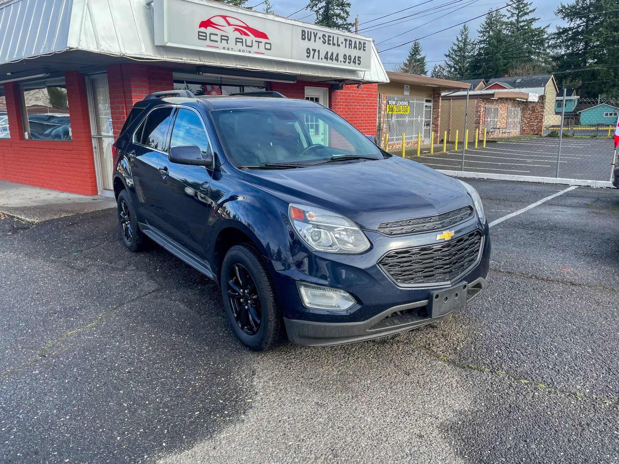 Used 2017 Chevrolet Equinox LT w/ Convenience Package AWD/4WD image 4