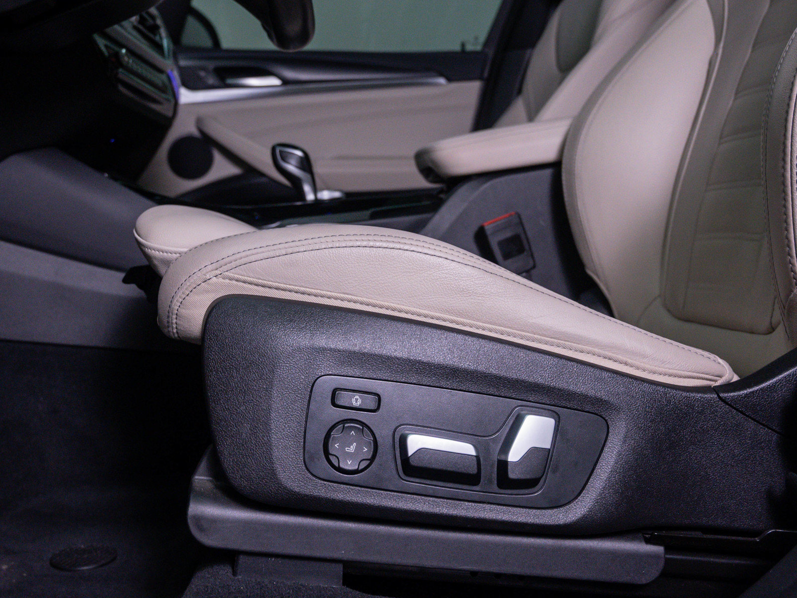 Used 2022 BMW X3 M40i AWD/4WD image 19