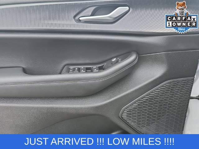 Used 2023 Jeep Grand Cherokee Laredo AWD/4WD image 14
