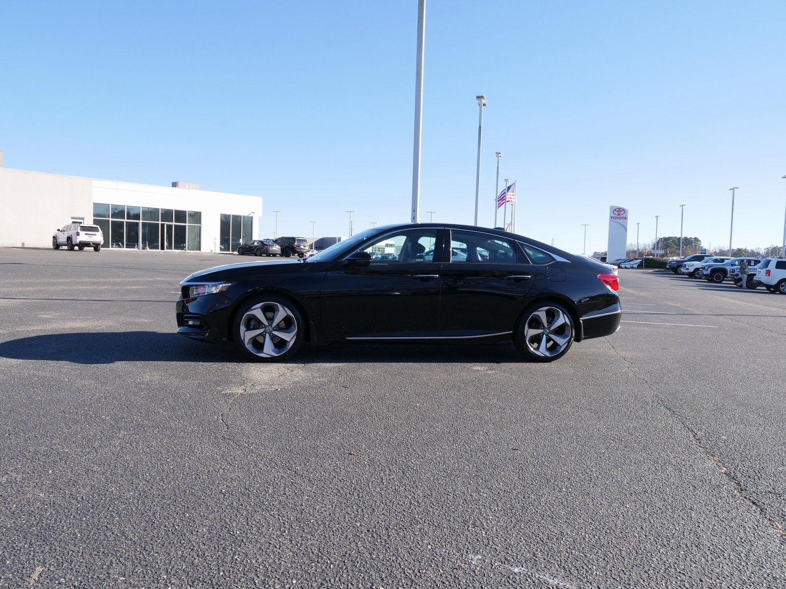 Used 2020 Honda Accord Touring image 7
