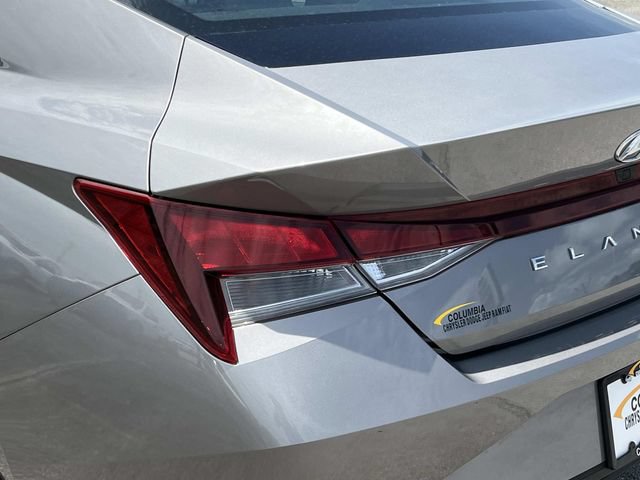 Used 2023 Hyundai Elantra SEL FWD image 11
