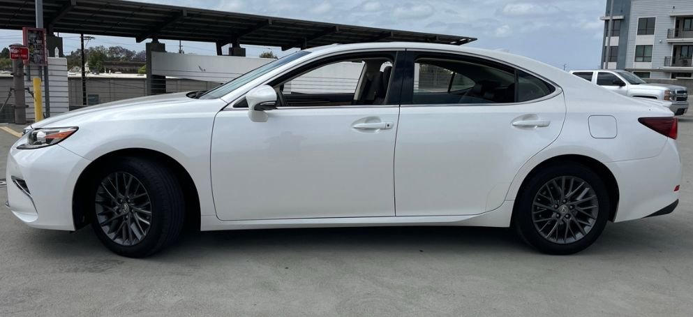 Used 2018 Lexus ES 350 w/ Premier Package FWD image 5