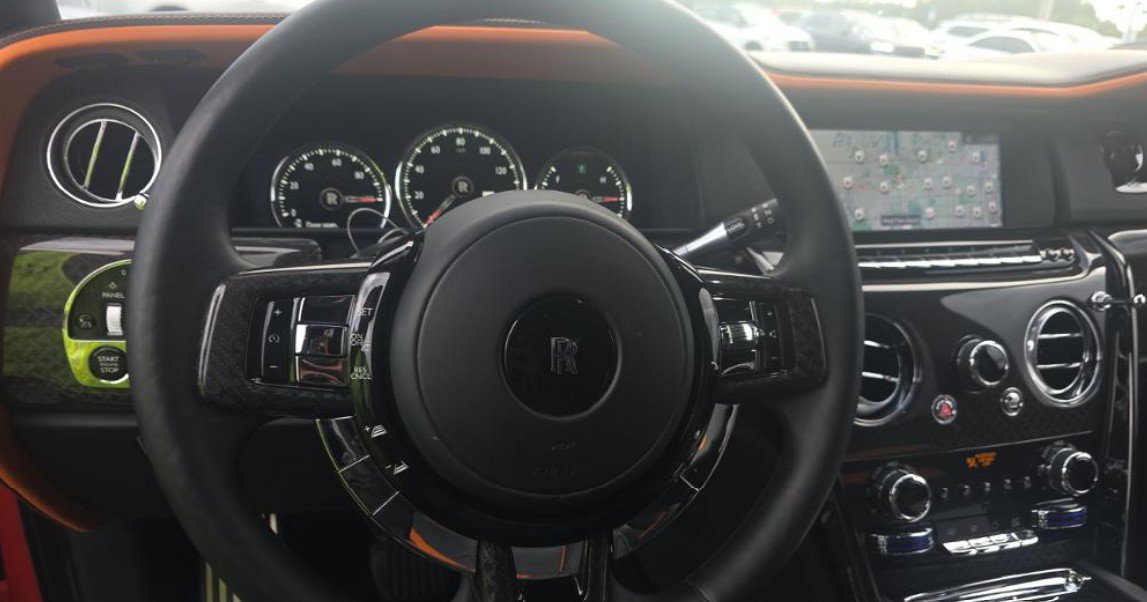 Used 2023 Rolls-Royce Cullinan Black Badge w/ Driver's Package AWD/4WD image 3