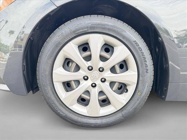 Used 2023 Toyota Corolla LE w/ Carpet Mat Package (TMS) FWD image 22
