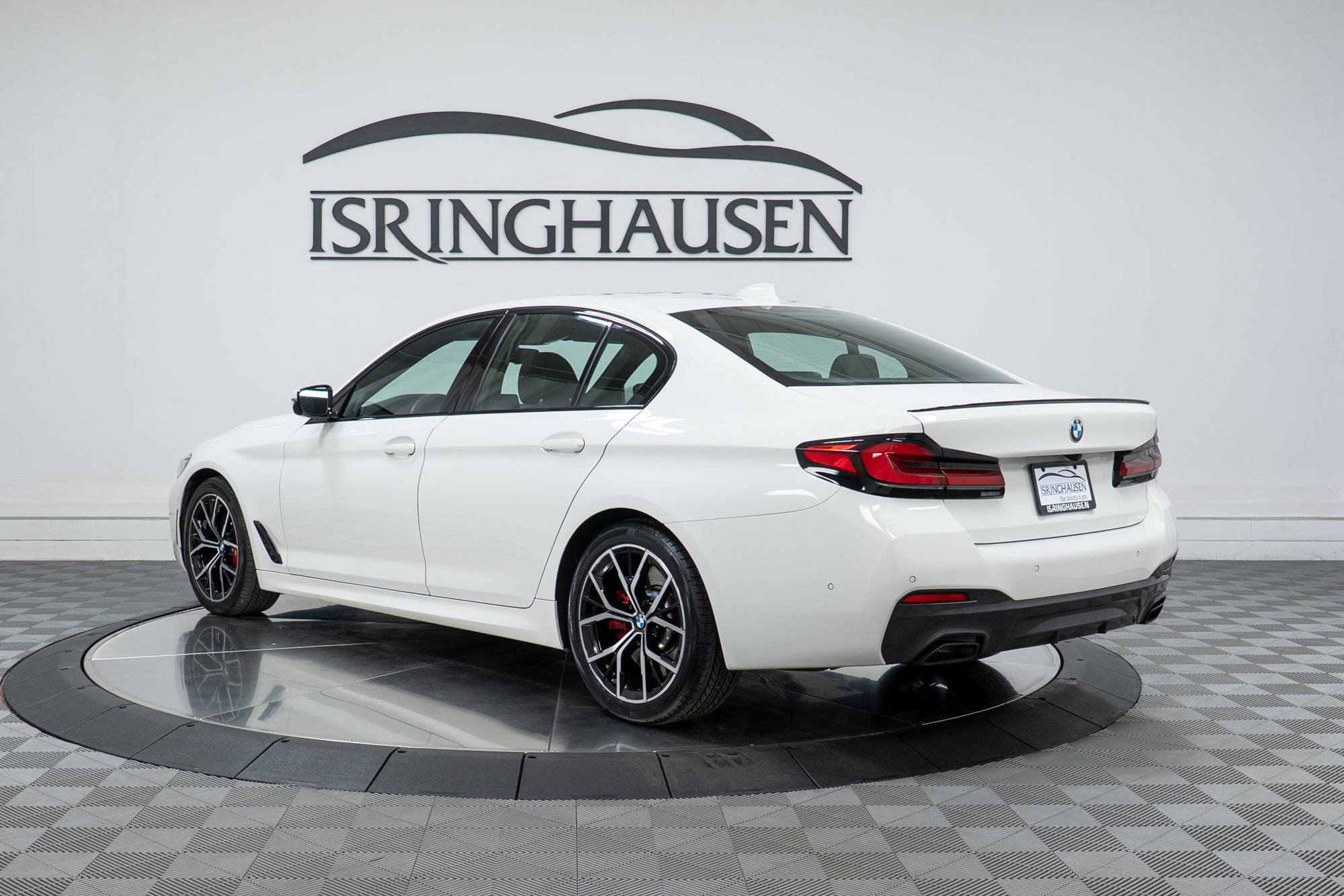 Used 2023 BMW 540i xDrive w/ M Sport Package image 7