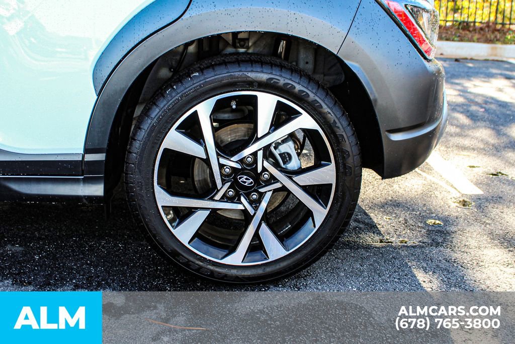 Used 2023 Hyundai Kona Limited image 16