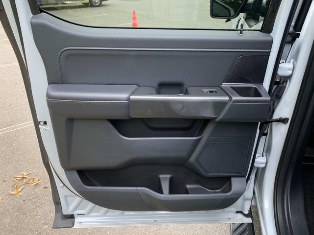 Used 2022 Ford F150 XLT w/ Equipment Group 302A High AWD/4WD image 9