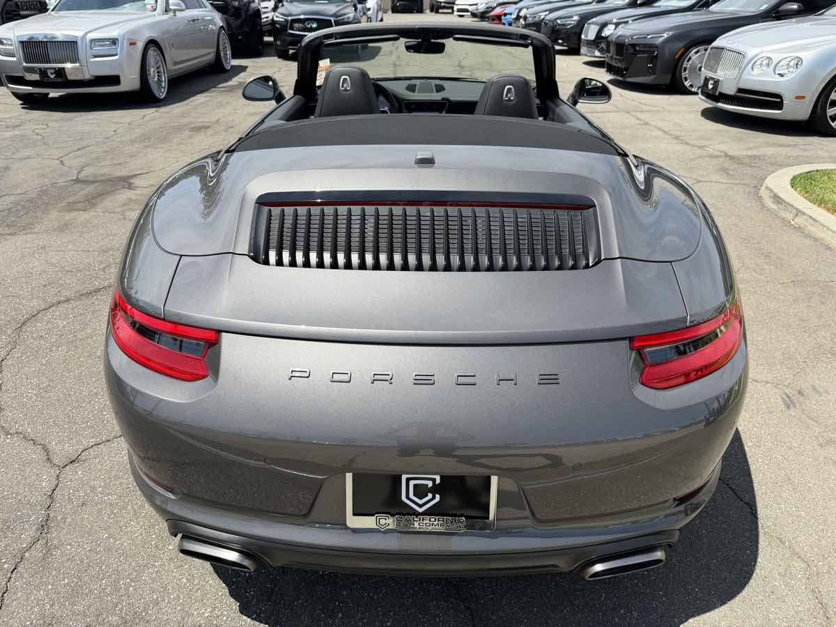 Used 2019 Porsche 911 Carrera RWD image 8
