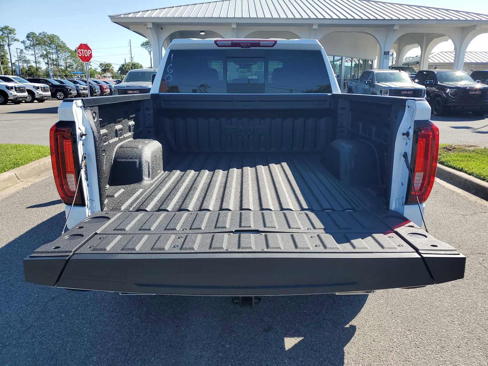 New 2026 GMC Sierra 1500 Denali w/ Technology Package image 5