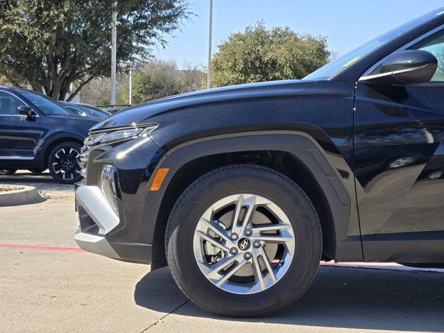 Certified 2025 Hyundai Tucson SE image 10