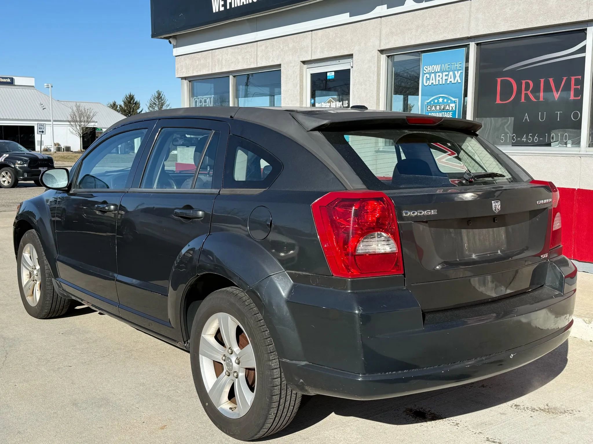 Used 2010 Dodge Caliber SXT image 4