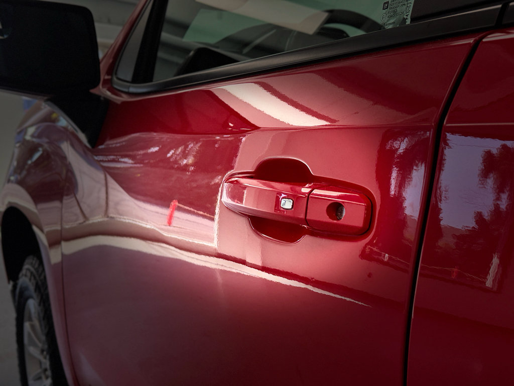 Used 2023 Chevrolet Silverado 1500 LT w/ Protection Package AWD/4WD image 12