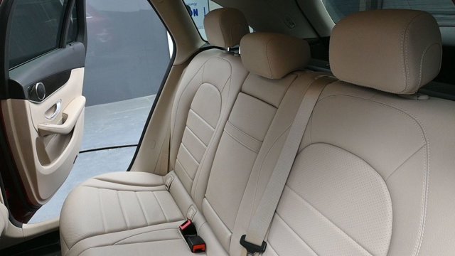 Used 2022 Mercedes-Benz GLC 300 4MATIC image 23