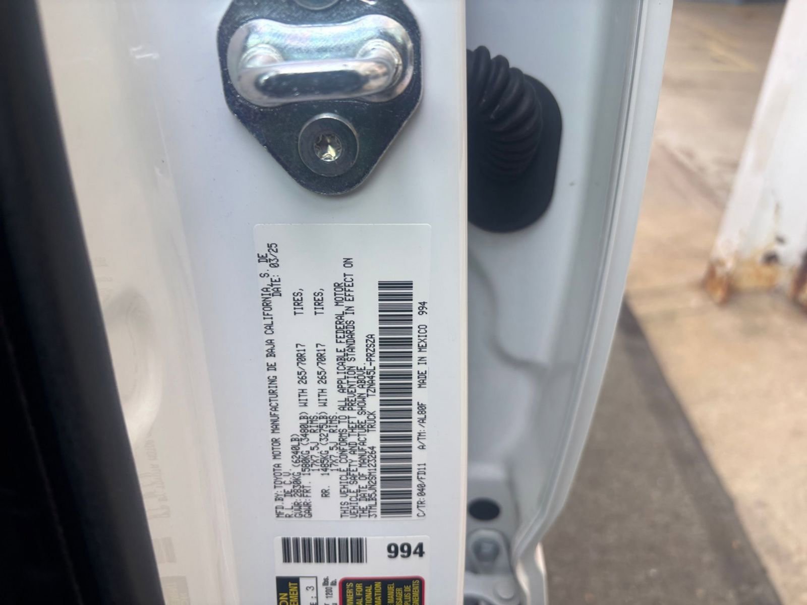 Used 2025 Toyota Tacoma TRD Off-Road image 28