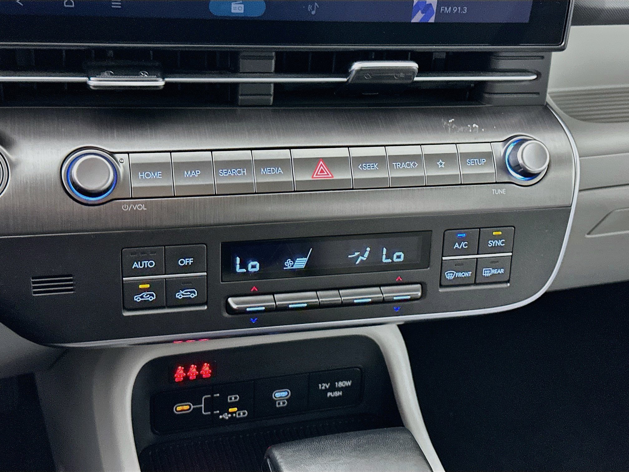 Used 2025 Hyundai Kona SEL FWD image 23