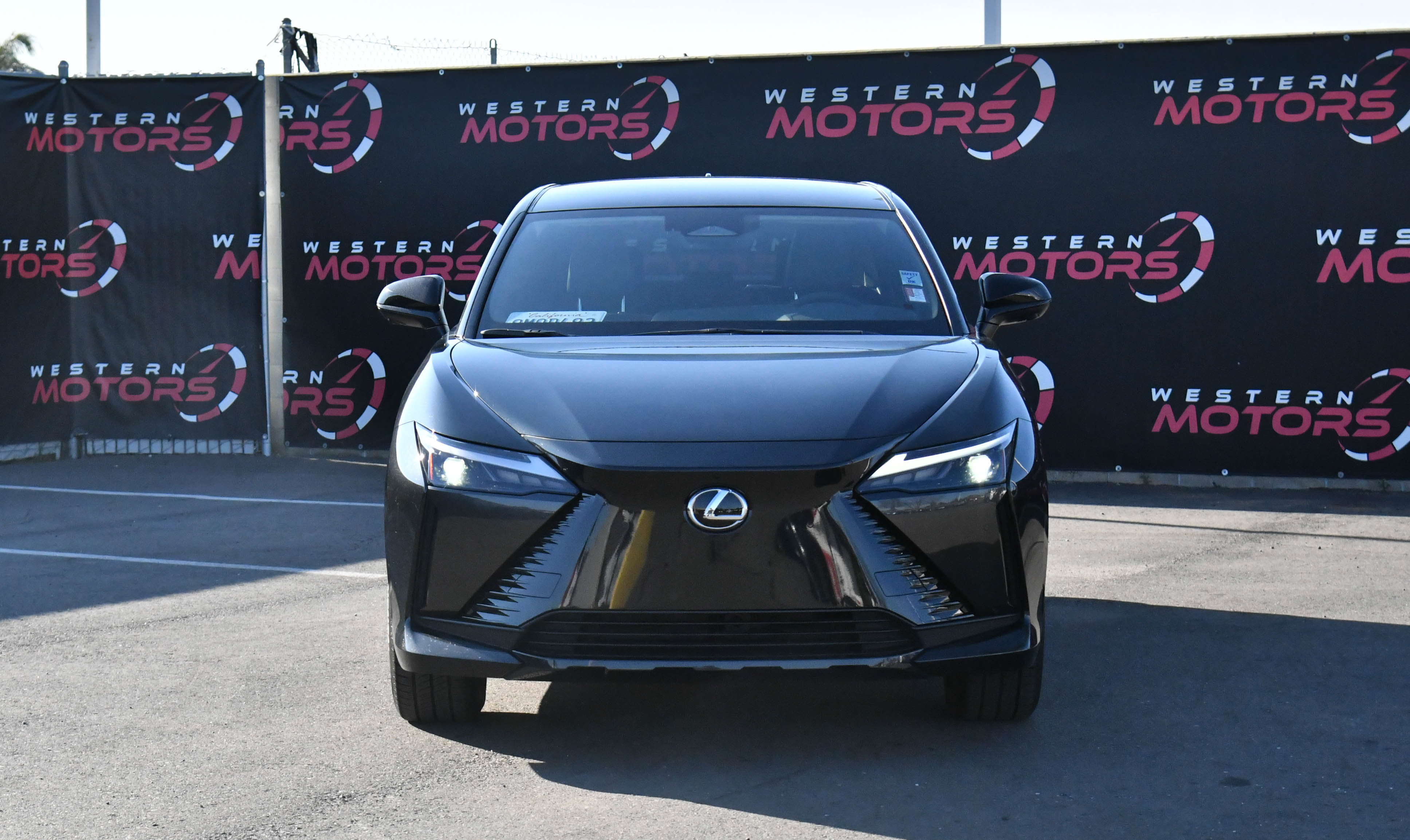 Used 2024 Lexus RZ 300e Premium image 2