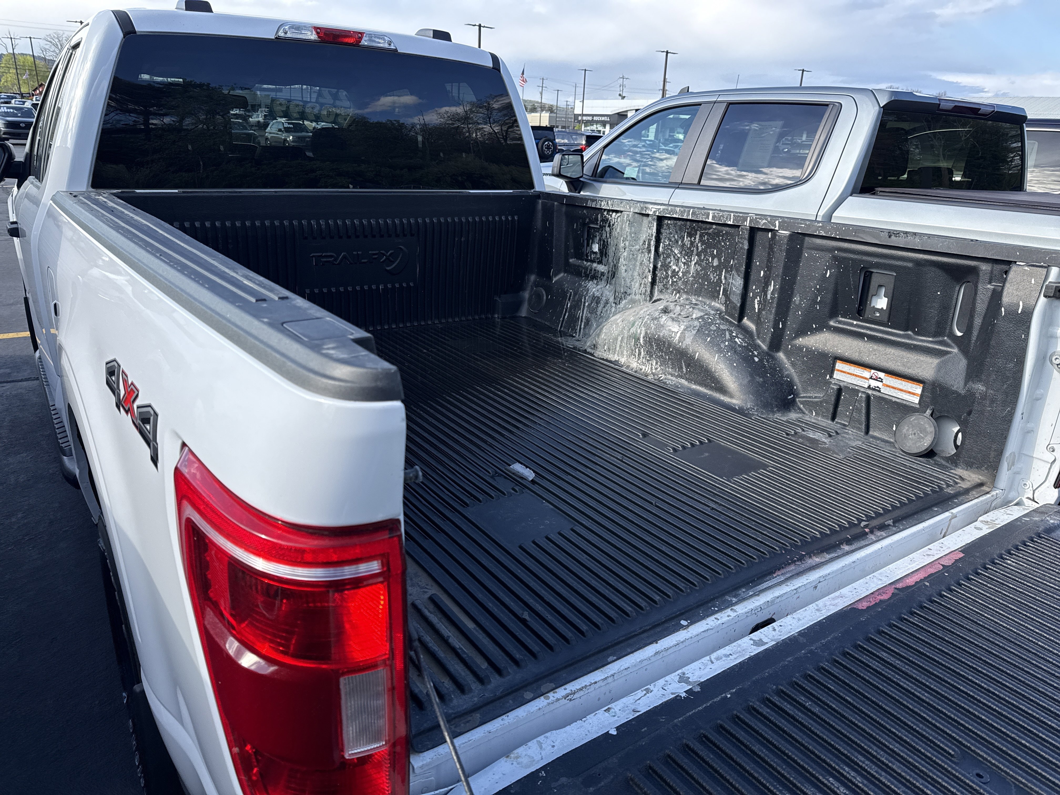 Used 2022 Ford F150 XLT w/ Equipment Group 301A Mid AWD/4WD image 9