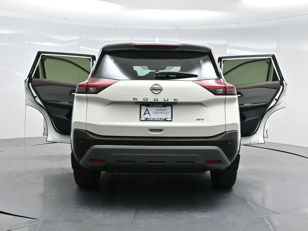 Used 2023 Nissan Rogue SV image 47