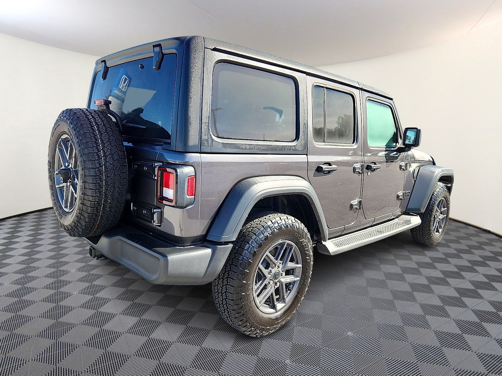Used 2026 Jeep Wrangler Unlimited Sport AWD/4WD image 6
