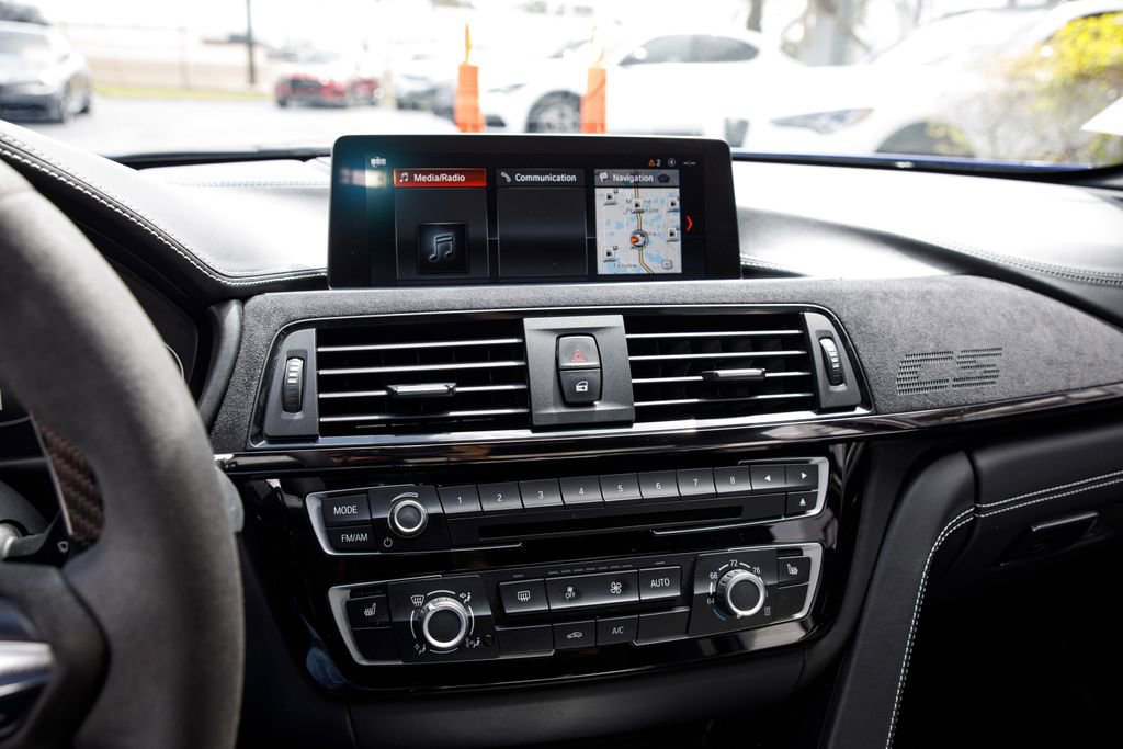 Used 2018 BMW M3 CS w/ Executive Package image 38