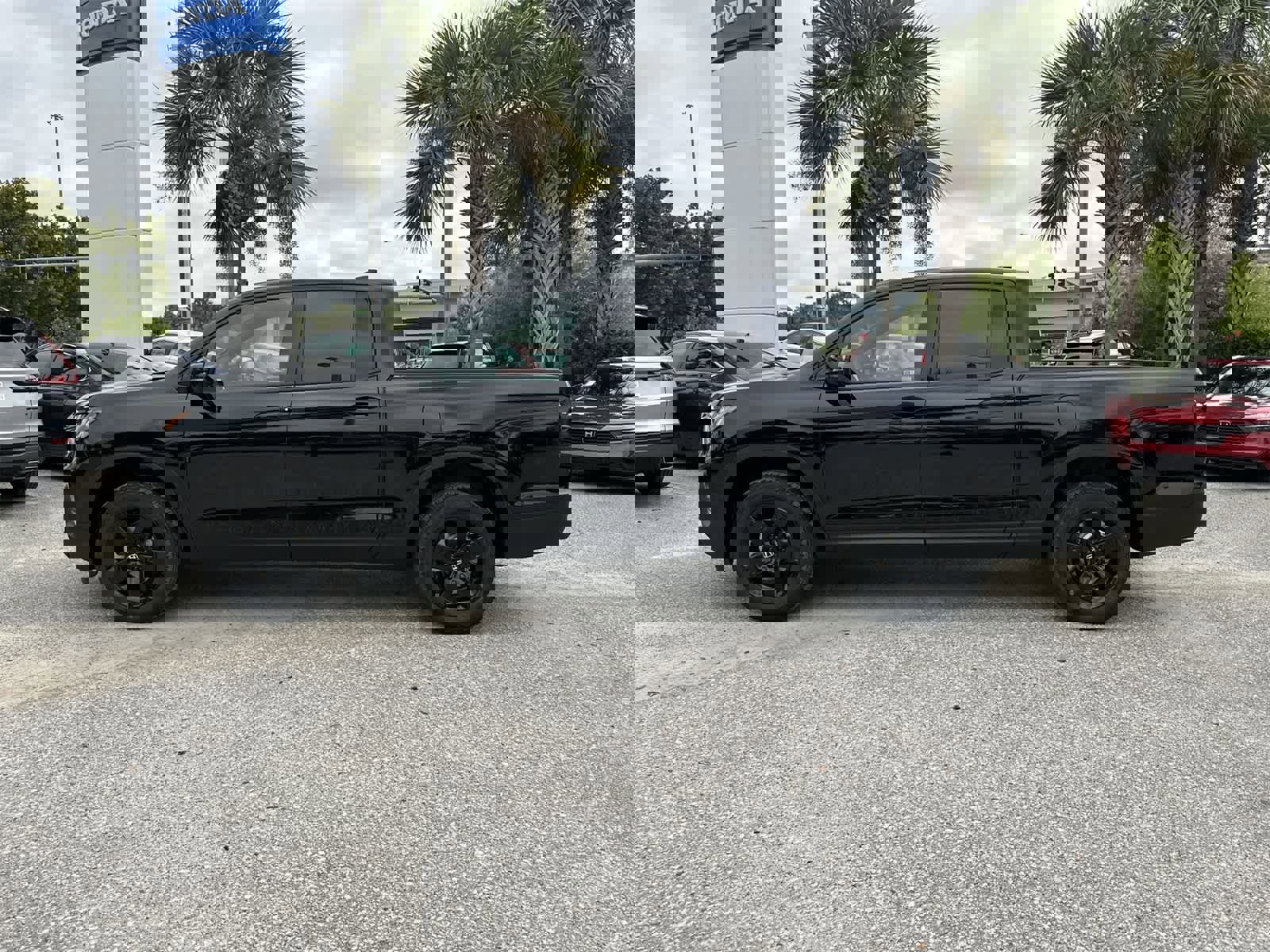 New 2026 Honda Ridgeline Black Edition image 3