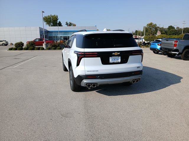 New 2026 Chevrolet Traverse LT w/ Enhanced Driving Package image 3