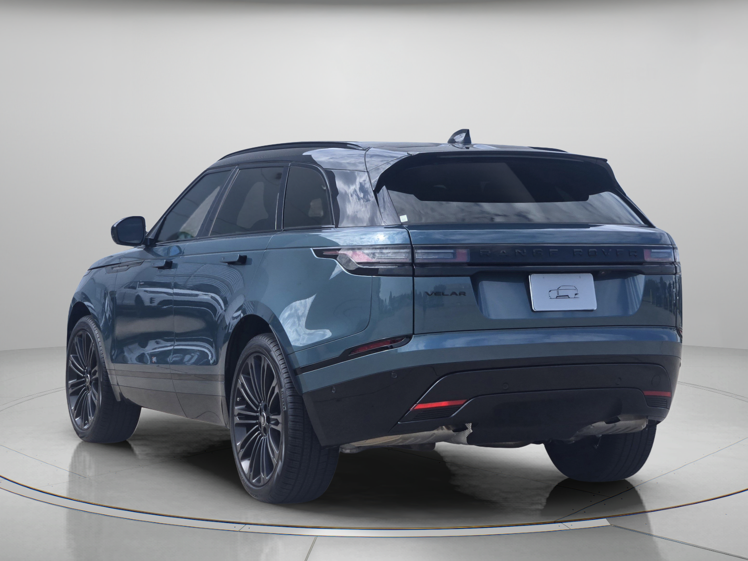 Used 2026 Land Rover Range Rover Velar Dynamic SE AWD/4WD image 3
