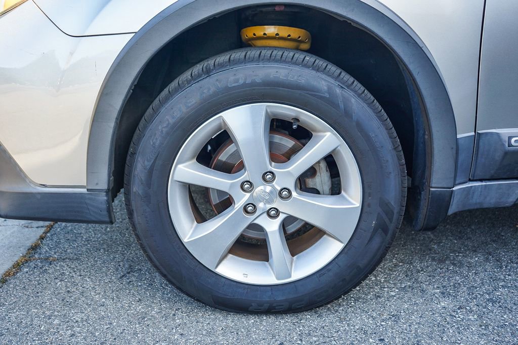 Used 2014 Subaru Outback 2.5i Limited w/ Moonroof Package image 10